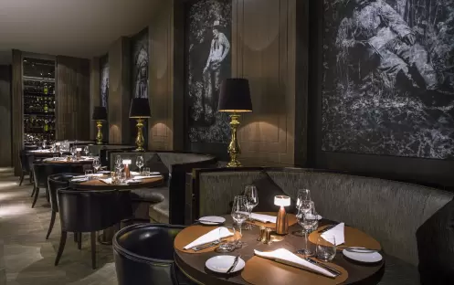 Beach Rotana Rodeo Grill - Interior (3)